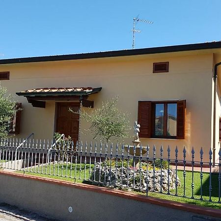 Casa Magnolia Vila Arena Metato Exterior foto